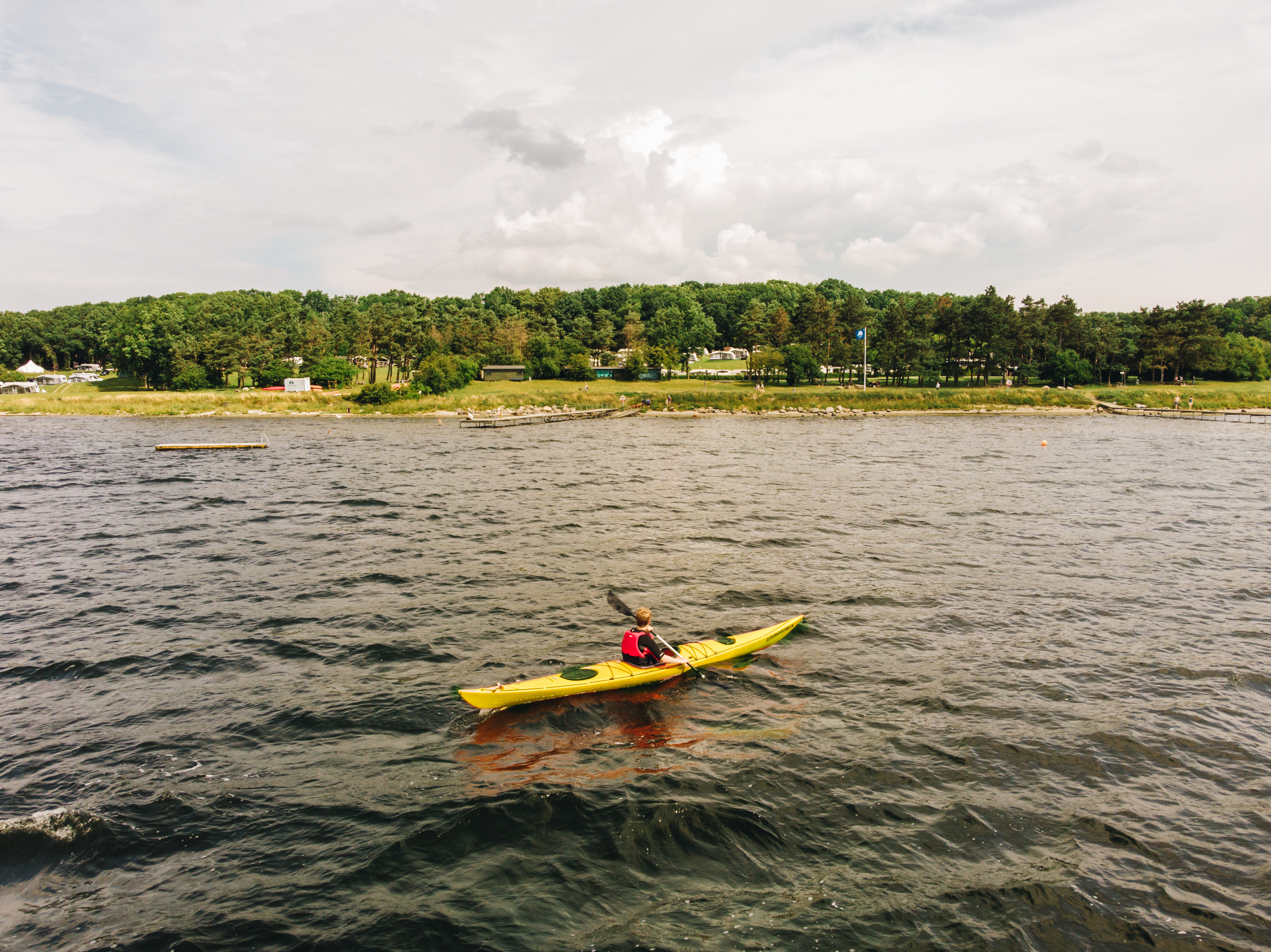Kajak på Roskilde Fjord, gul